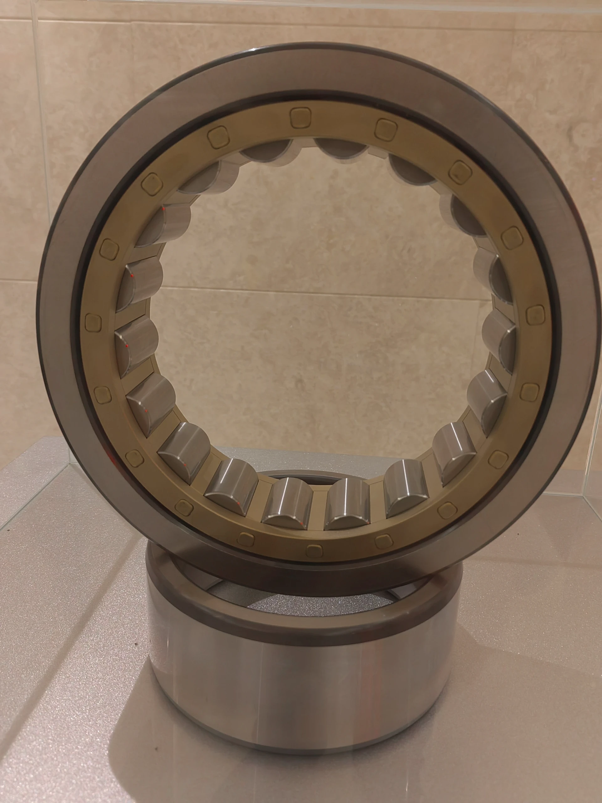 Ceramic vs. Steel Bearings: Which Is Better for Your Machinery?